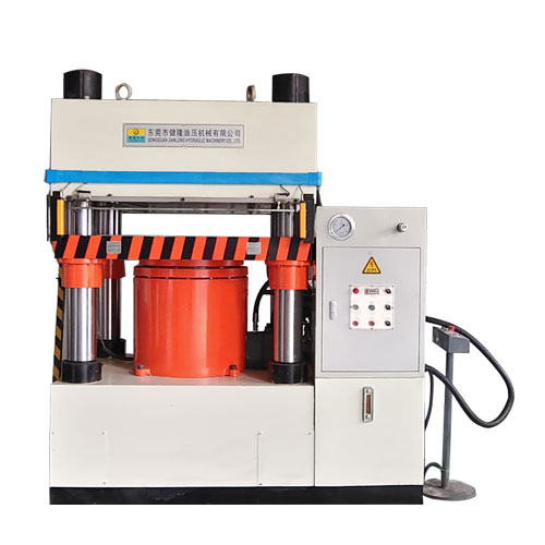 Jigsaw four-column hydraulic press