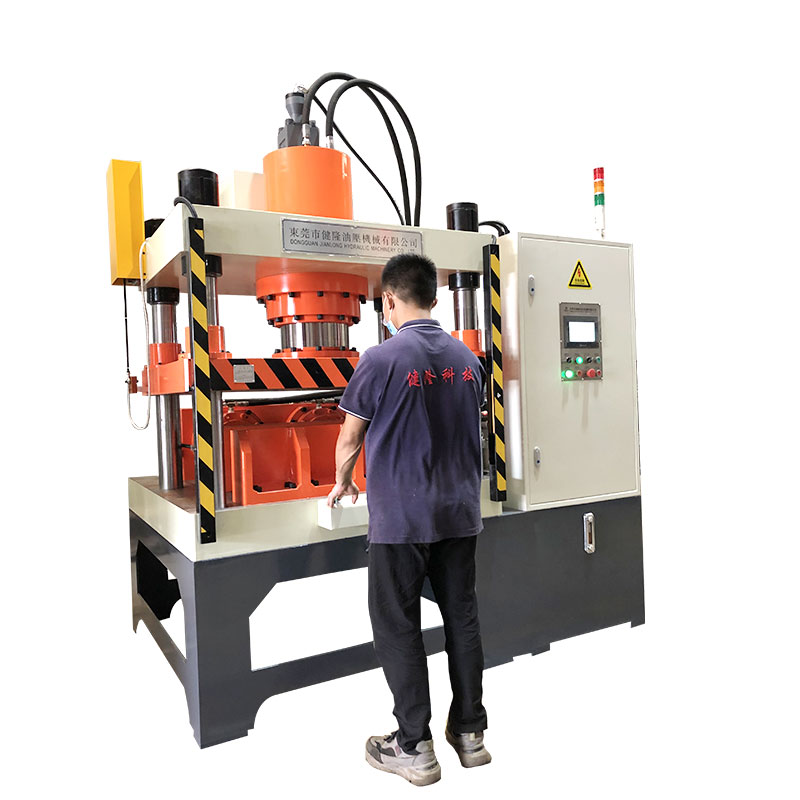 Heat sink four column hydraulic press