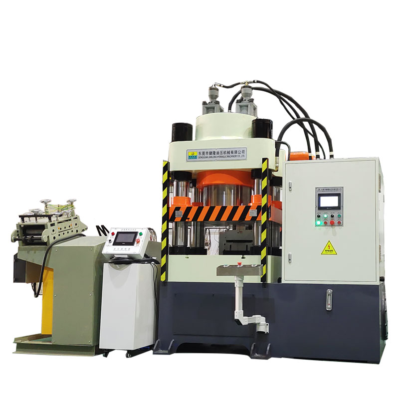 Automatic production line for medals