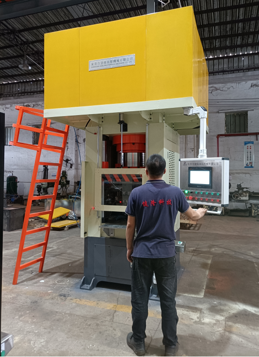 Hydraulic press for bicycle handlebar forming forging machine