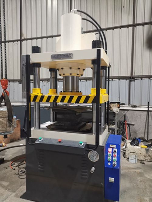Single-acting four-column hydraulic press